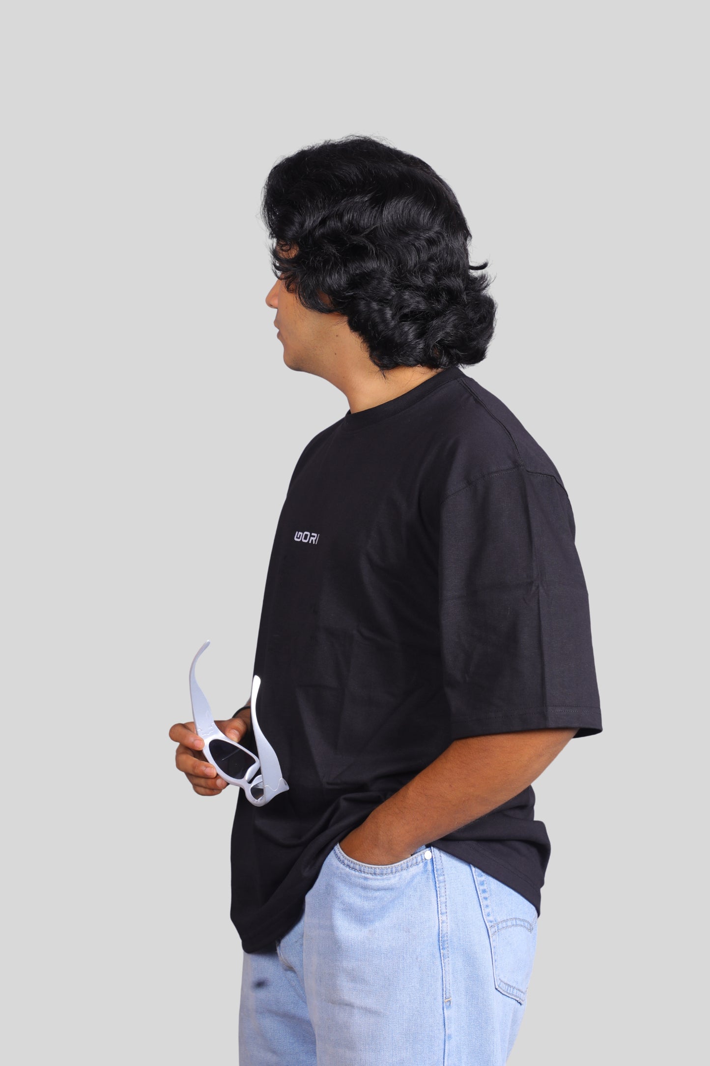 GORI PLAIN BLACK OVERSIZED T-SHIRT